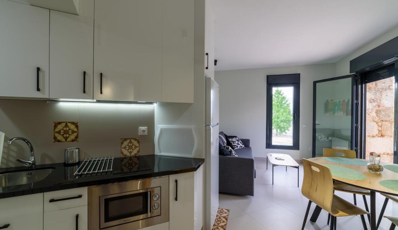 Apartamentos Rurales La Gloria De Yuste คาไรซ์ เดลา เบรา ภายนอก รูปภาพ