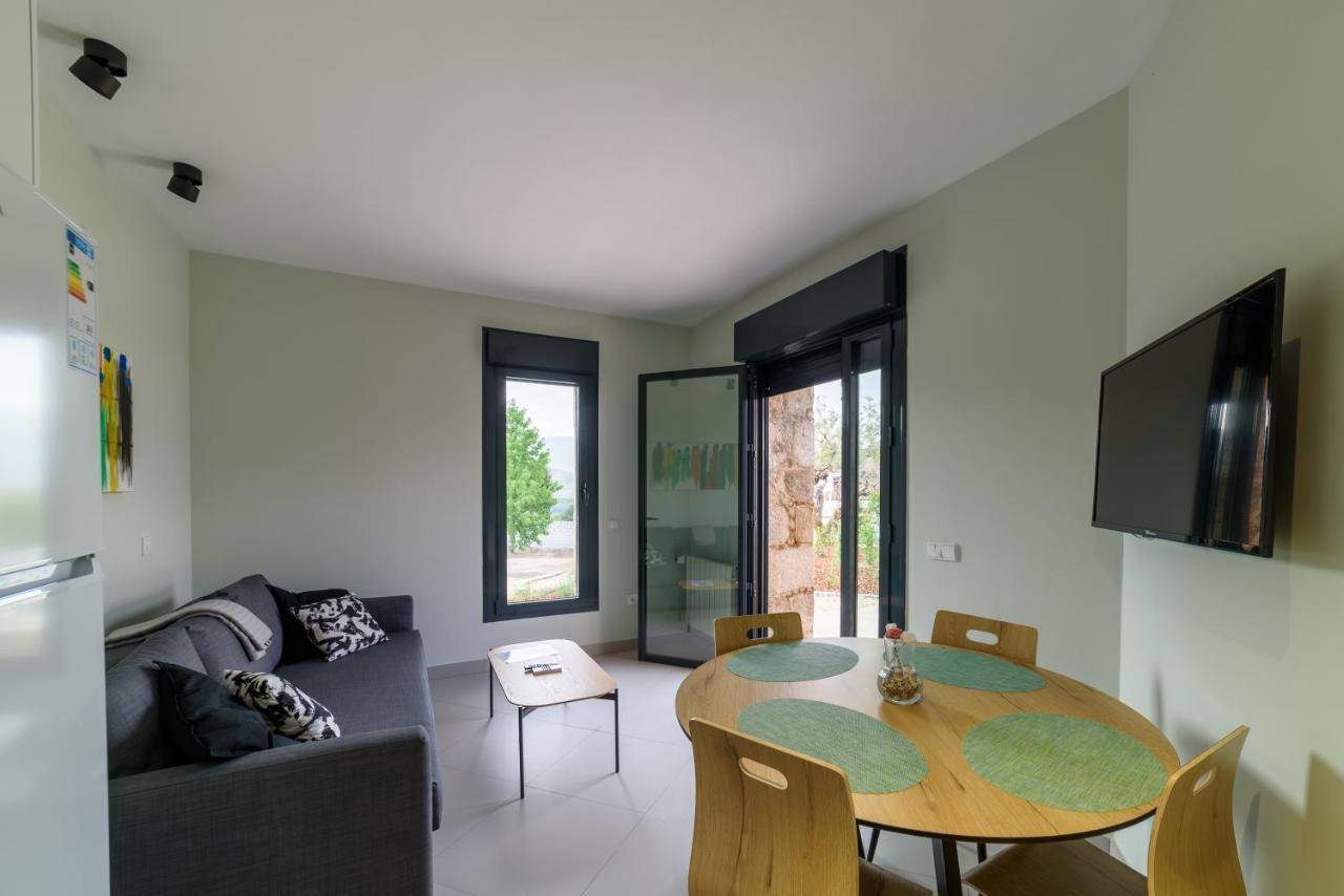 Apartamentos Rurales La Gloria De Yuste คาไรซ์ เดลา เบรา ภายนอก รูปภาพ