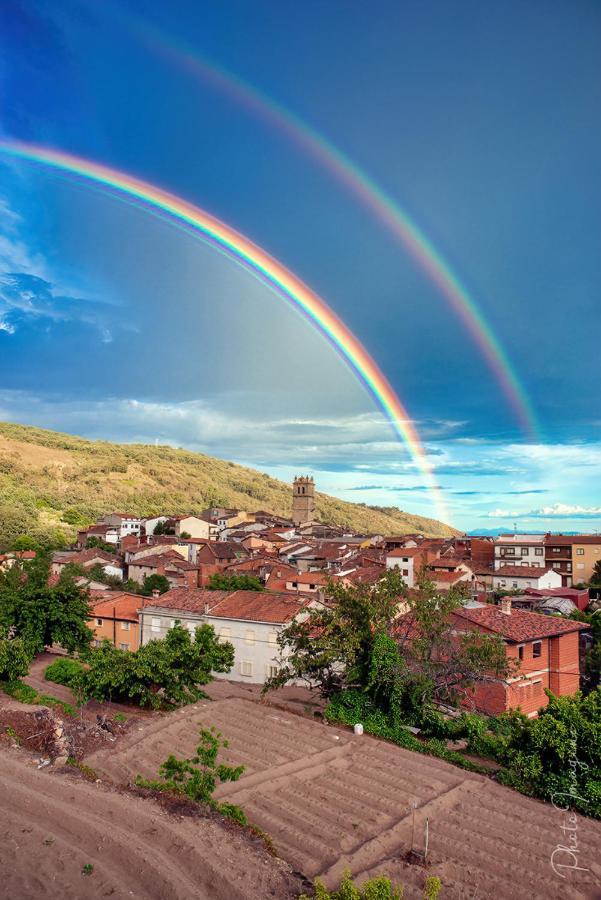 Apartamentos Rurales La Gloria De Yuste คาไรซ์ เดลา เบรา ภายนอก รูปภาพ