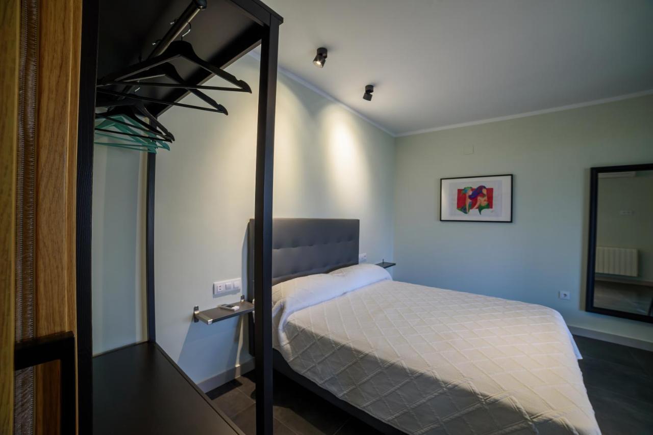 Apartamentos Rurales La Gloria De Yuste คาไรซ์ เดลา เบรา ภายนอก รูปภาพ